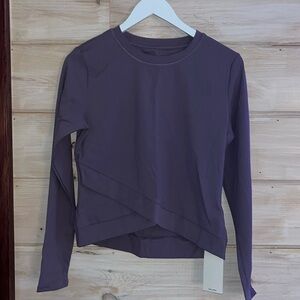 NWT Halara Long Sleeve Crossover Top Size M - Tulip Purple